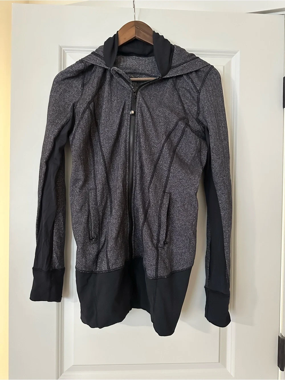 Lululemon Define Hooded Jacket in Heather Gray - Lightweight Zip Front